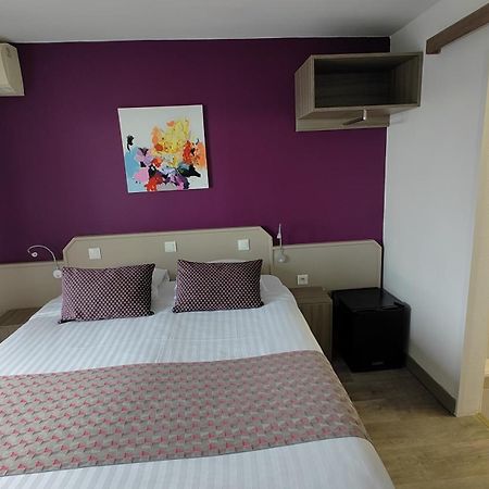 Logis Hotel Les Bleuets Royan Eksteriør bilde