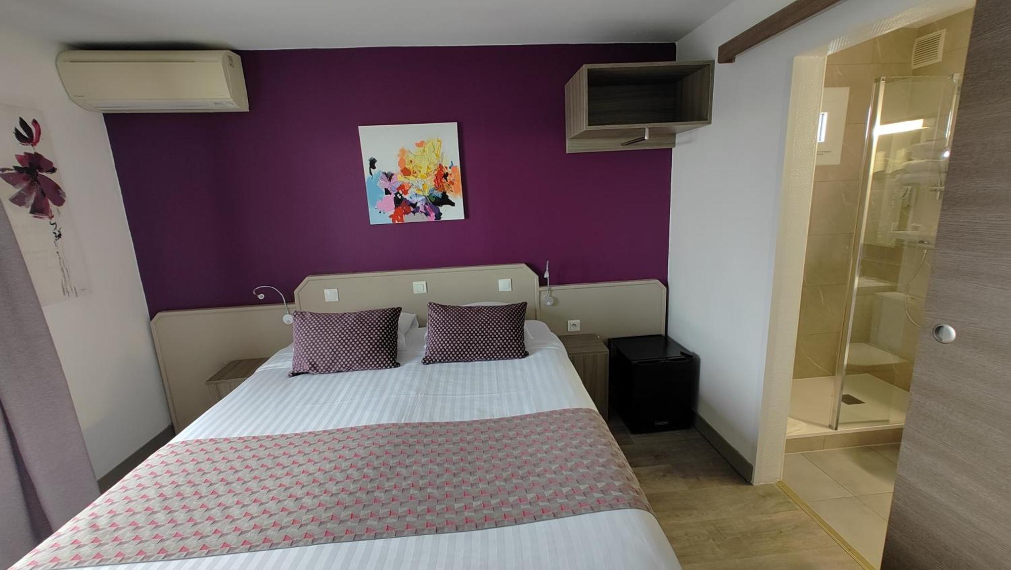 Logis Hotel Les Bleuets Royan Eksteriør bilde