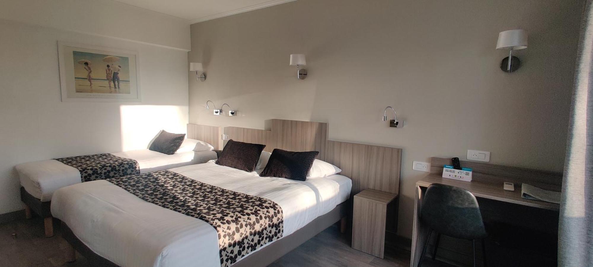 Logis Hotel Les Bleuets Royan Eksteriør bilde